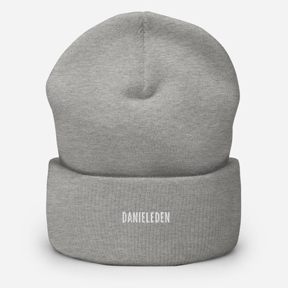 DanielEden premium Beanie met omgeslagen rand en DE logo