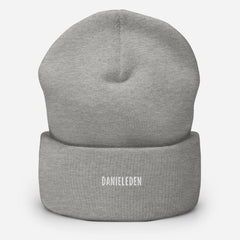 DanielEden premium Beanie met omgeslagen rand en logo